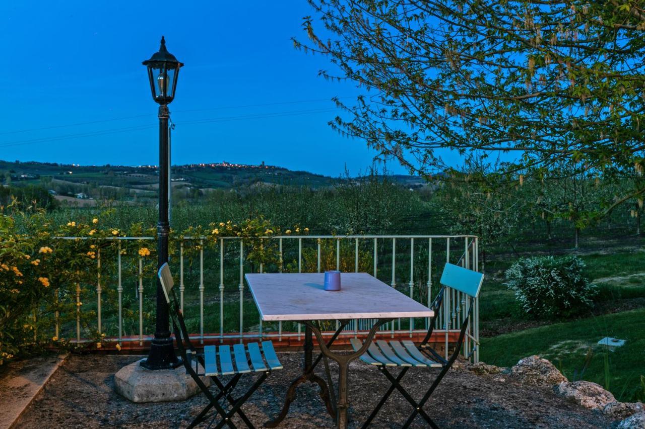 Bed and Breakfast Domaine De Rambeau Castelmoron-sur-Lot Zewnętrze zdjęcie