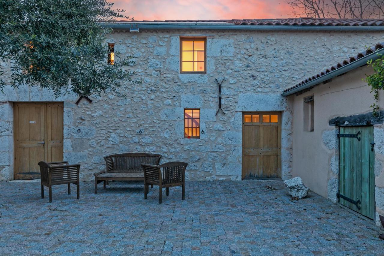Bed and Breakfast Domaine De Rambeau Castelmoron-sur-Lot Zewnętrze zdjęcie